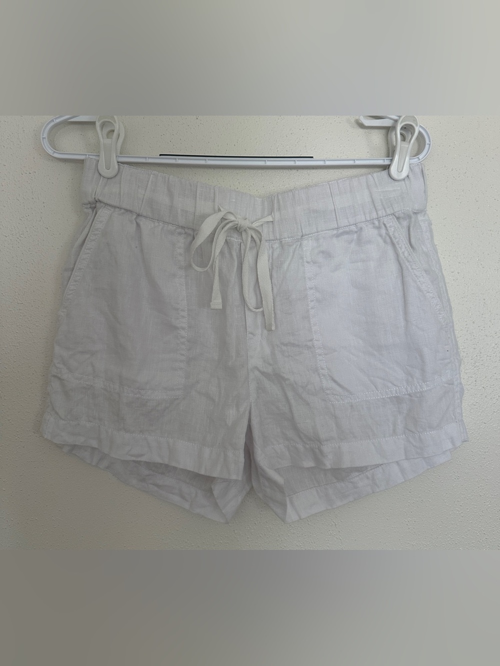 Caslon White Linen Blend Shorts Size Small Beach Summer Drawstring Pockets